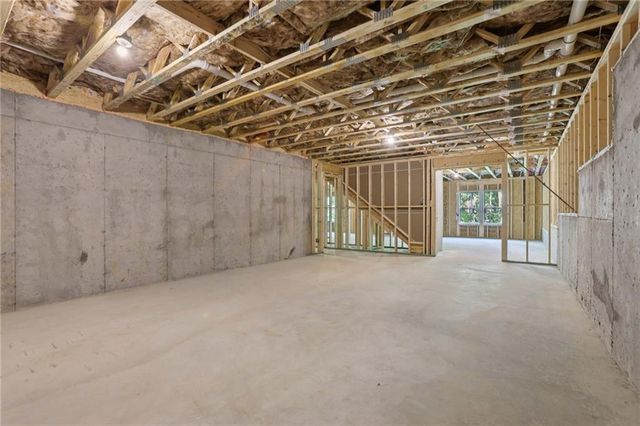 211 East Harbor Drive, Dawsonville, GA 30534