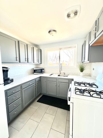 3529 George Street, Franklin Park, IL 60131