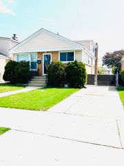 3529 George Street, Franklin Park, IL 60131