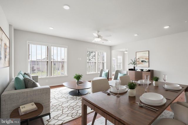 6765 AZALEA GARDEN LN, Haymarket, VA 20169