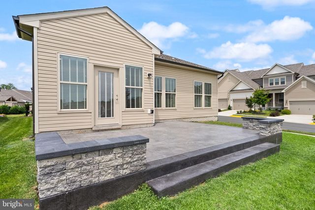 6765 AZALEA GARDEN LN, Haymarket, VA 20169