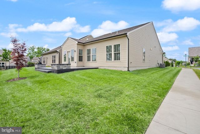 6765 AZALEA GARDEN LN, Haymarket, VA 20169