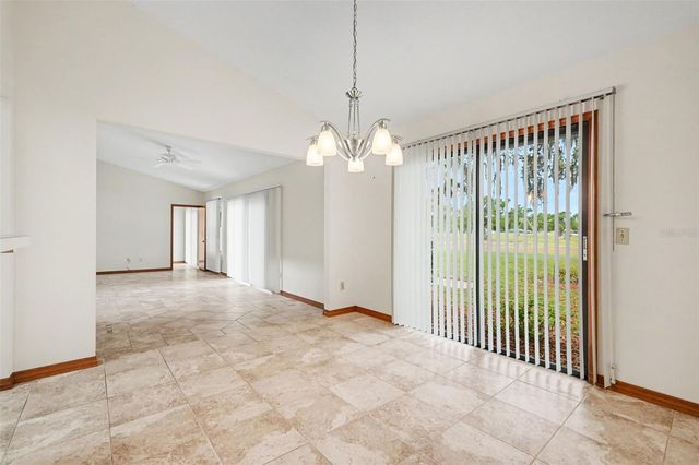 34334 WHISPERING OAKS BOULEVARD, Dade City, FL 33523