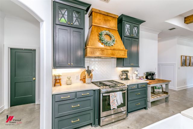 731 Breston Lane, Stonewall, LA 71078