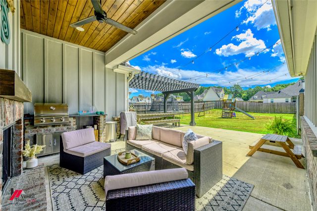 731 Breston Lane, Stonewall, LA 71078