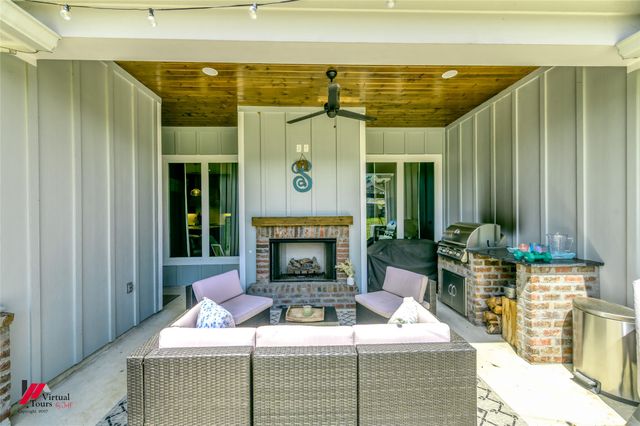 731 Breston Lane, Stonewall, LA 71078