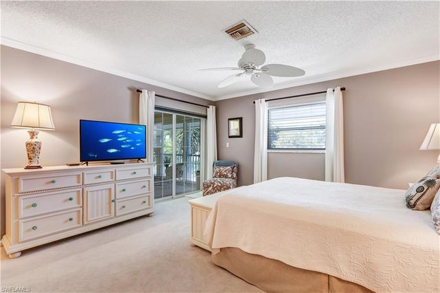 4126 Belair LN B-10, Naples, FL 34103