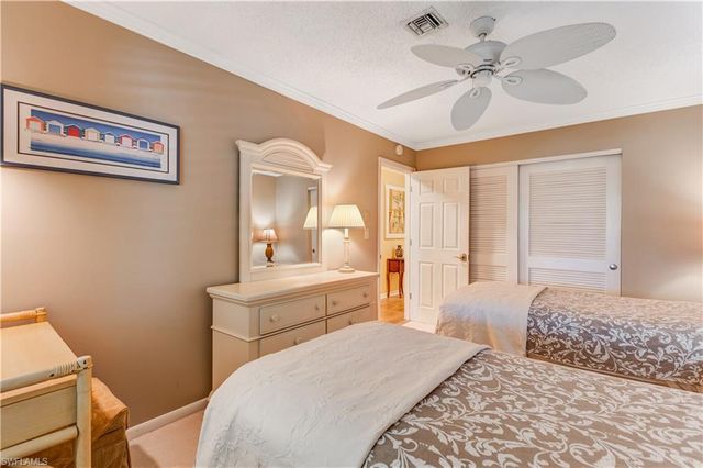 4126 Belair LN B-10, Naples, FL 34103