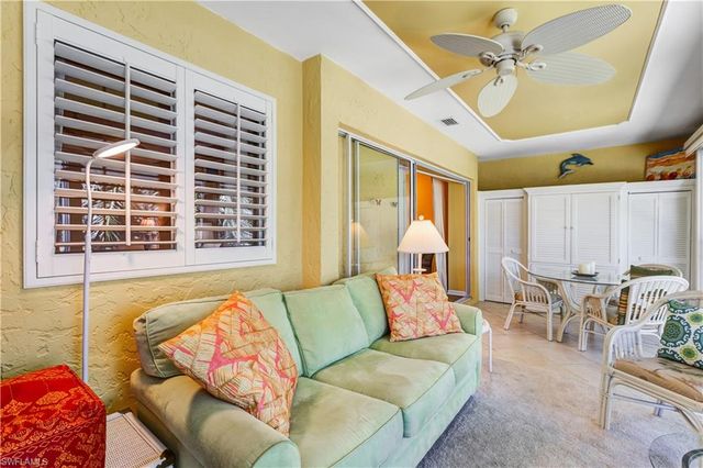 4126 Belair LN B-10, Naples, FL 34103