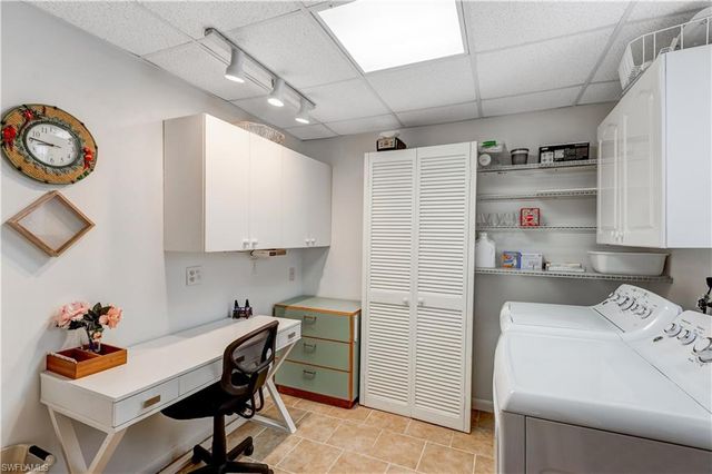 4126 Belair LN B-10, Naples, FL 34103