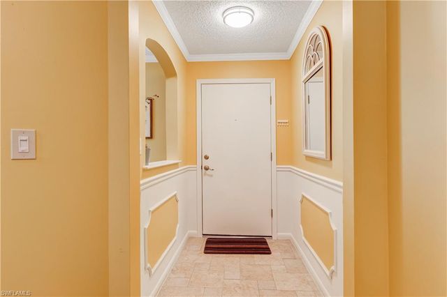 4126 Belair LN B-10, Naples, FL 34103
