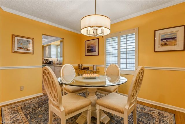 4126 Belair LN B-10, Naples, FL 34103