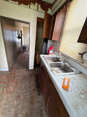 910 Lincoln Ave, Cheswick, PA 15024