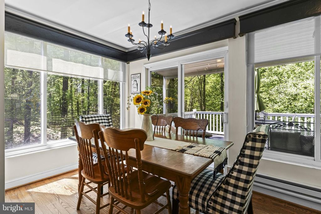 Image 19 of property listing at 5470 HUNTINGTOWN RD, Huntingtown, MD 20639