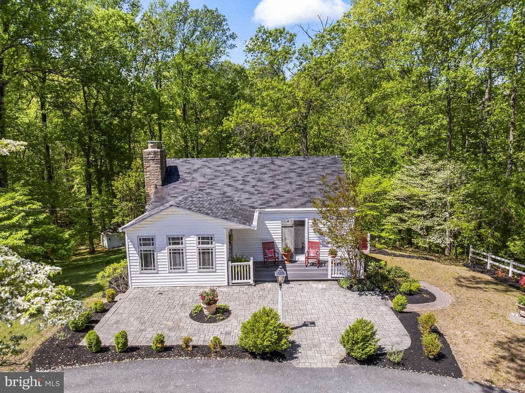 Image 58 of property listing at 5470 HUNTINGTOWN RD, Huntingtown, MD 20639