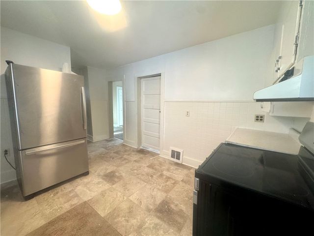 22 8th Street, Oneonta, NY 13820