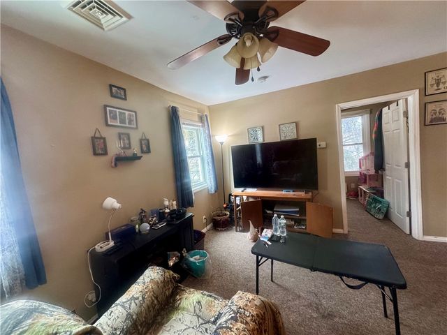 22 8th Street, Oneonta, NY 13820