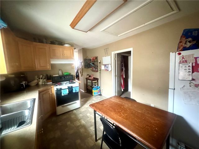 22 8th Street, Oneonta, NY 13820