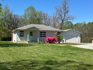 3614 S Illinois Avenue, Carbondale, IL 62903