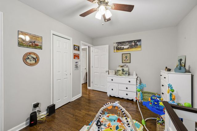 1037 Highway 100, Centerville, TN 37033