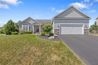 5186 Lyle Drive, Clay, NY 13041