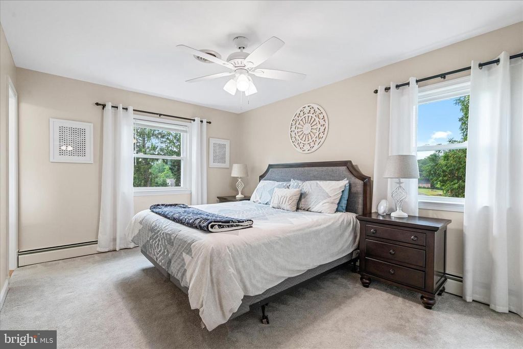 Image 11 of property listing at 26508 AIKEN DR, Clarksburg, MD 20871