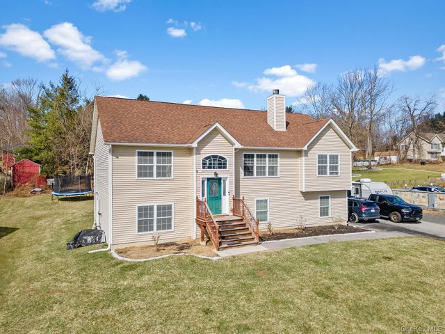 24 Watkins Drive, Walden, NY 12586