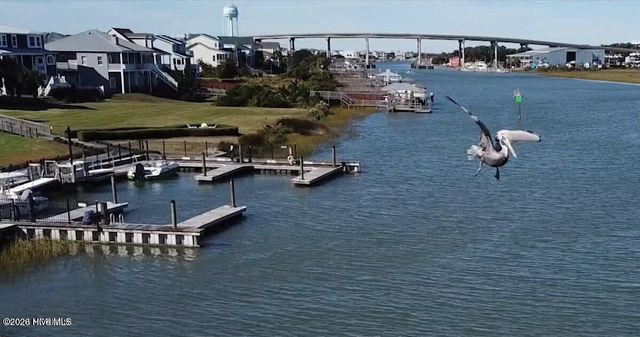 345 Broad Leaf Lane SE, Bolivia, NC 28422