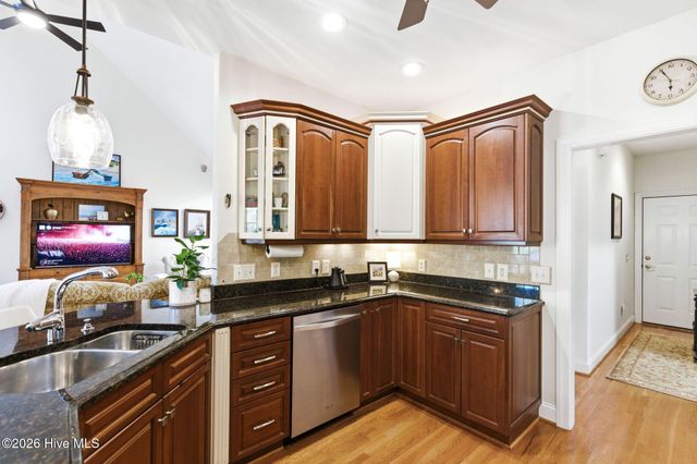 345 Broad Leaf Lane SE, Bolivia, NC 28422