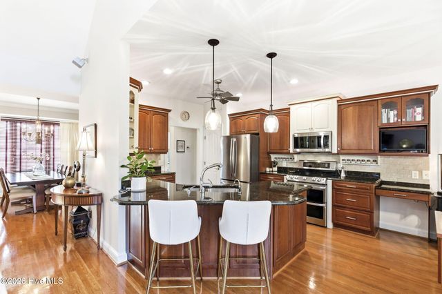 345 Broad Leaf Lane SE, Bolivia, NC 28422