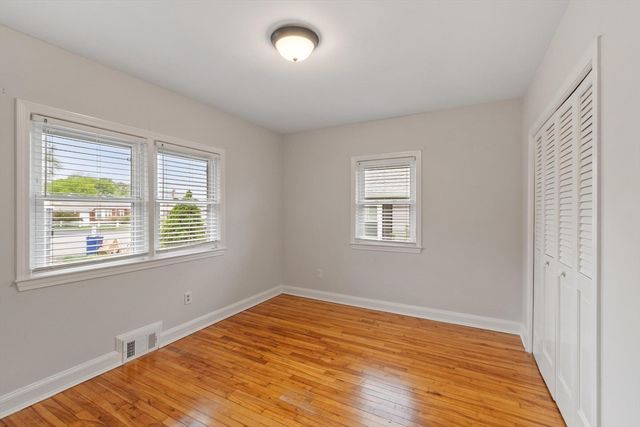 20 Greystone Ave 20, Haverhill, MA 01835