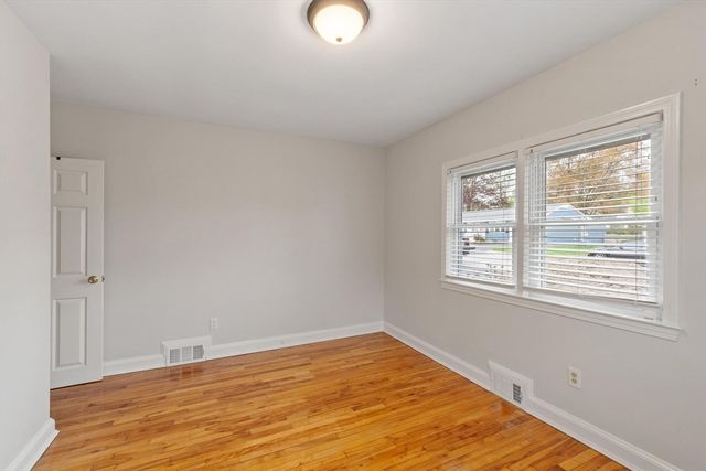 20 Greystone Ave 20, Haverhill, MA 01835