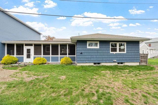 20 Greystone Ave 20, Haverhill, MA 01835