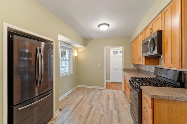 20 Greystone Ave 20, Haverhill, MA 01835