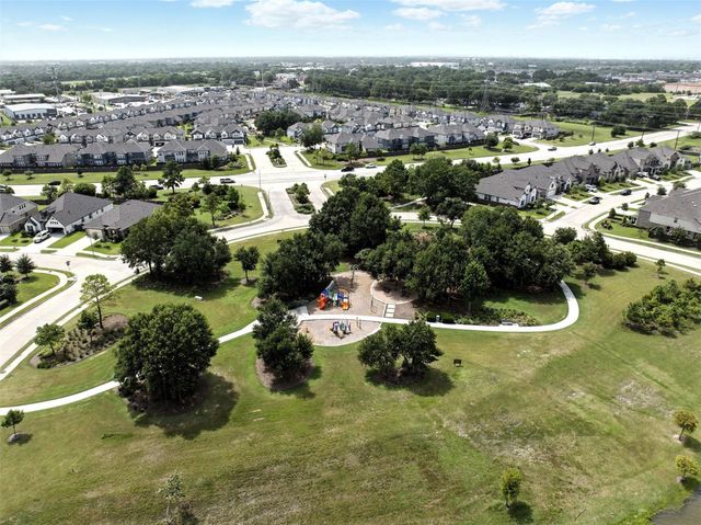 5518 Elden Trail, Pasadena, TX 77505