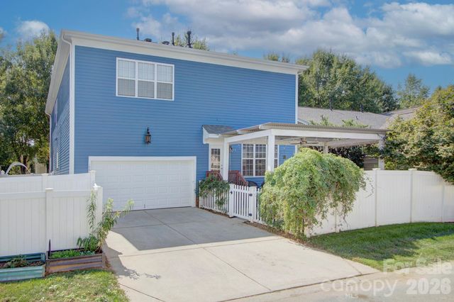 14619 Holly Springs Drive, Huntersville, NC 28078