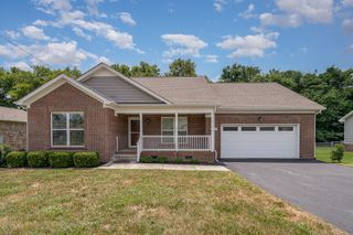 1618 Wellington Dr, Columbia, TN 38401