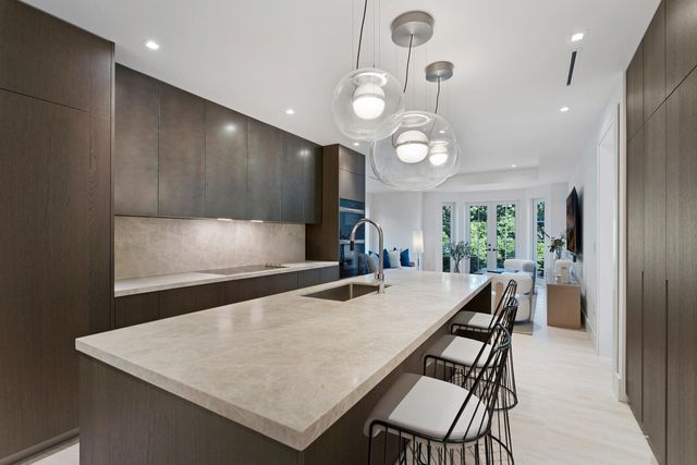 2219 Ibis Isle Road E, Palm Beach, FL 33480