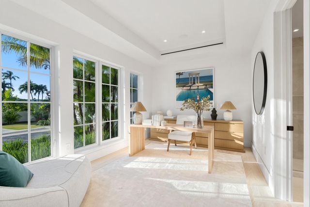 2219 Ibis Isle Road E, Palm Beach, FL 33480