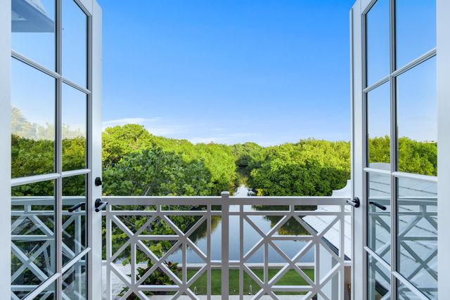 2219 Ibis Isle Road E, Palm Beach, FL 33480