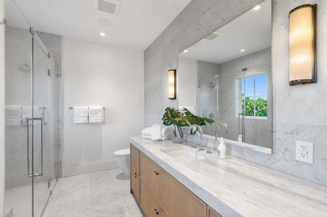 2219 Ibis Isle Road E, Palm Beach, FL 33480