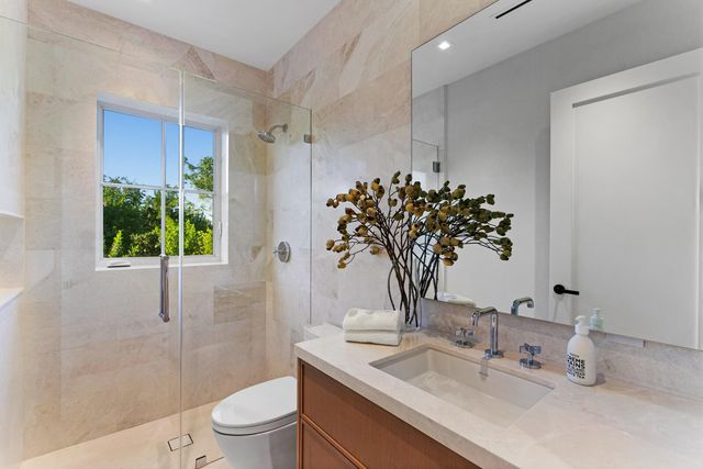 2219 Ibis Isle Road E, Palm Beach, FL 33480