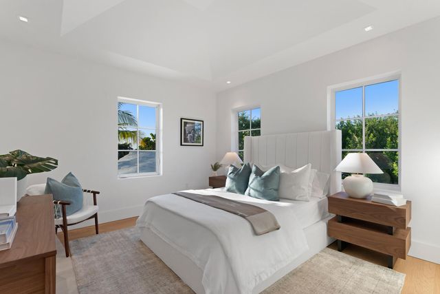 2219 Ibis Isle Road E, Palm Beach, FL 33480