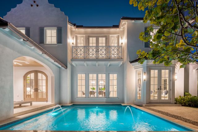 2219 Ibis Isle Road E, Palm Beach, FL 33480