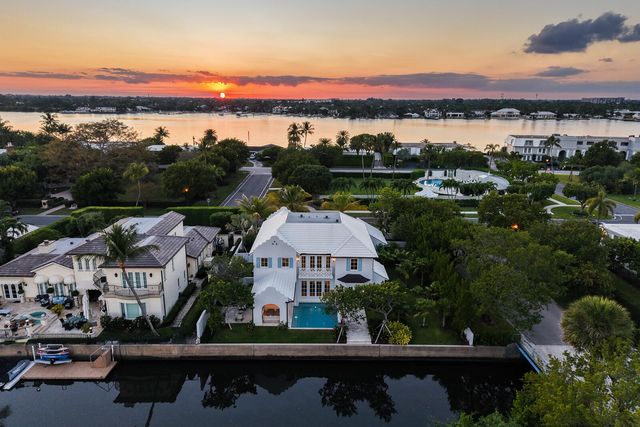 2219 Ibis Isle Road E, Palm Beach, FL 33480