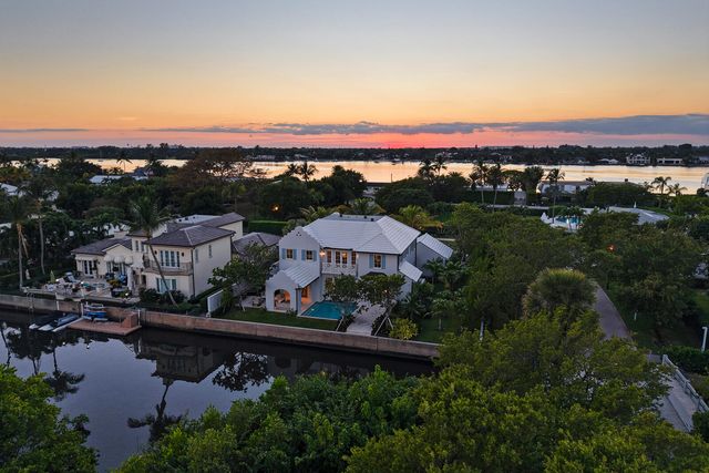 2219 Ibis Isle Road E, Palm Beach, FL 33480