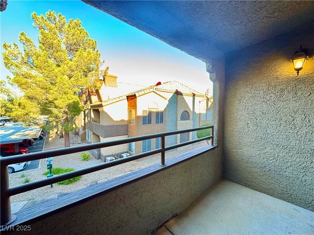 2200 South Fort Apache Road 2017, Las Vegas, NV 89117