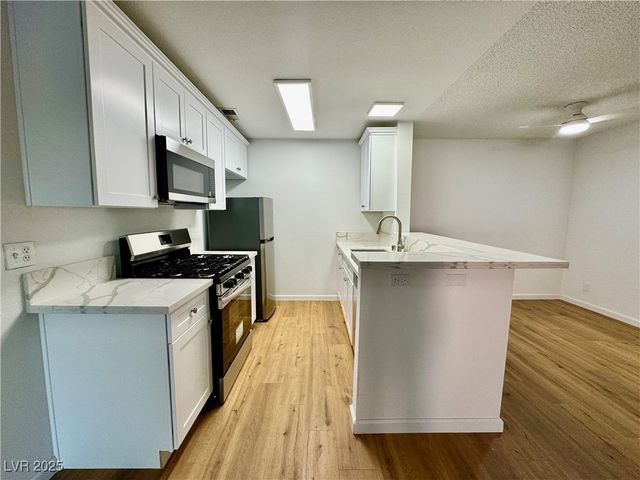 2200 South Fort Apache Road 2017, Las Vegas, NV 89117