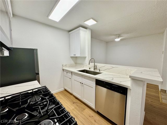 2200 South Fort Apache Road 2017, Las Vegas, NV 89117