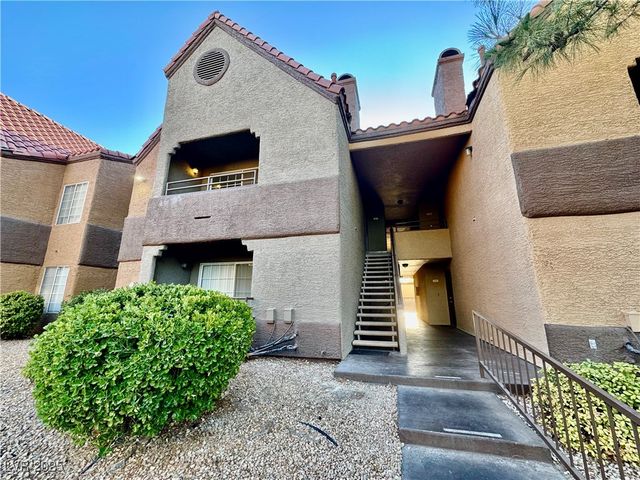 2200 South Fort Apache Road 2017, Las Vegas, NV 89117